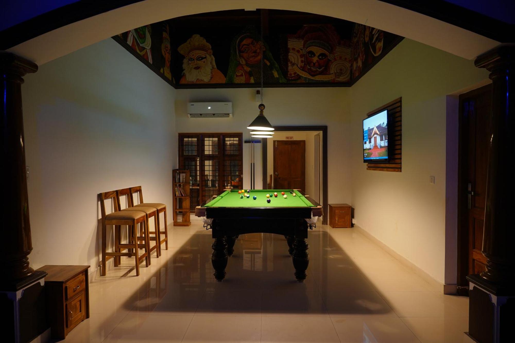 Alfred Place Kochi Bagian luar foto